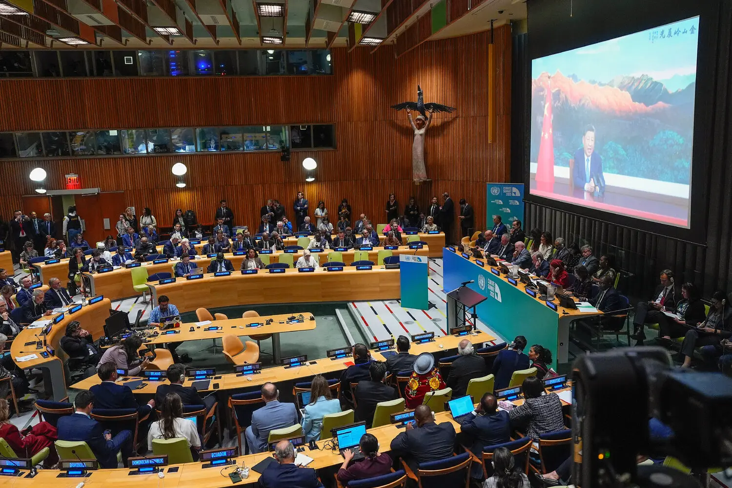 Китай змінює кліматичну політику: нові цілі та виклики глобальній стабільності